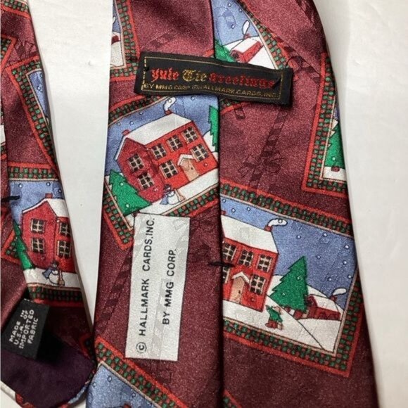 VTG Hallmark Mens Yule Tie Greetings Holiday Scenic Patchwork Necktie - Picture 4 of 5